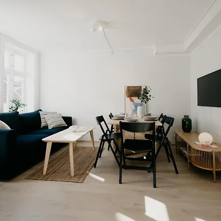 Beds Apartment